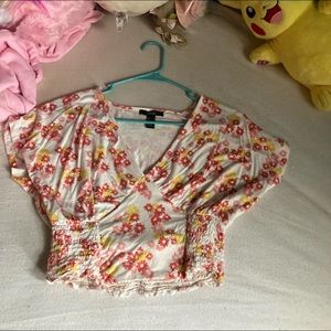 like new floral vneck crop top